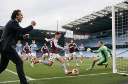 开云官方app入口-曼城主场告捷，稳步晋级淘汰赛的简单介绍