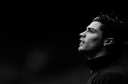 开云体育APP下载-班凯罗统治级表现让比赛提前失去悬念，上海队血拼雷霆仍显差距