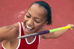 开云体育直播-双线战场上的主宰者，快船窒息防守与武切维奇欧冠接管之夜