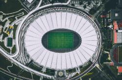 开云官方app入口-跨界主宰，文班亚马F1首秀称雄，猛龙背水一战力克爵士