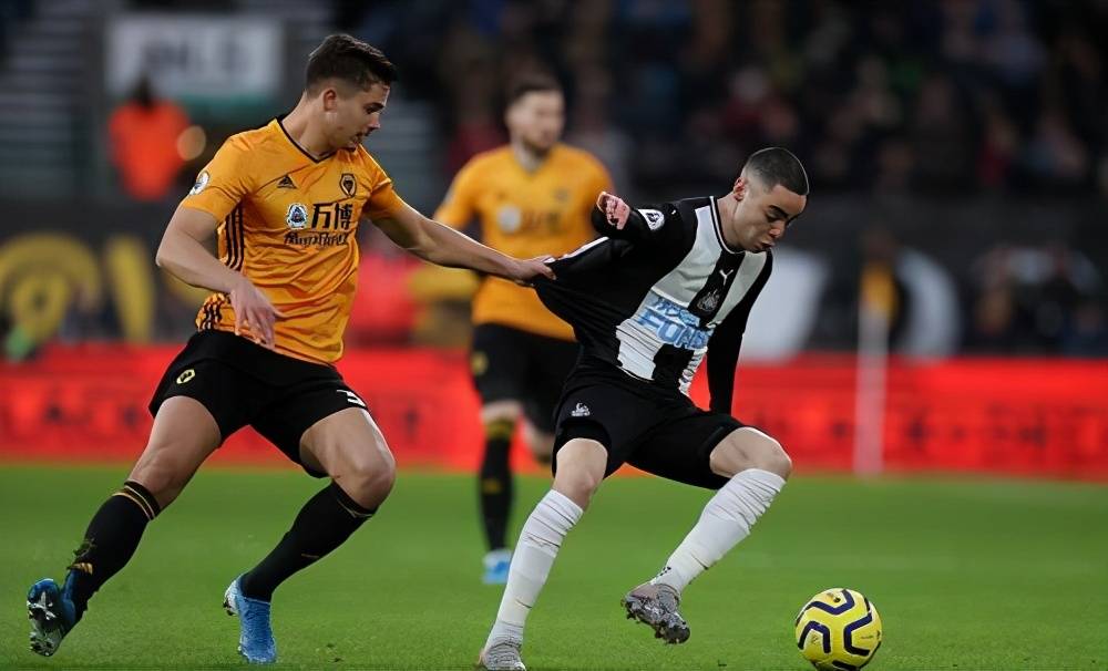 南特后防线稳固逐渐摆脱降级区的简单介绍