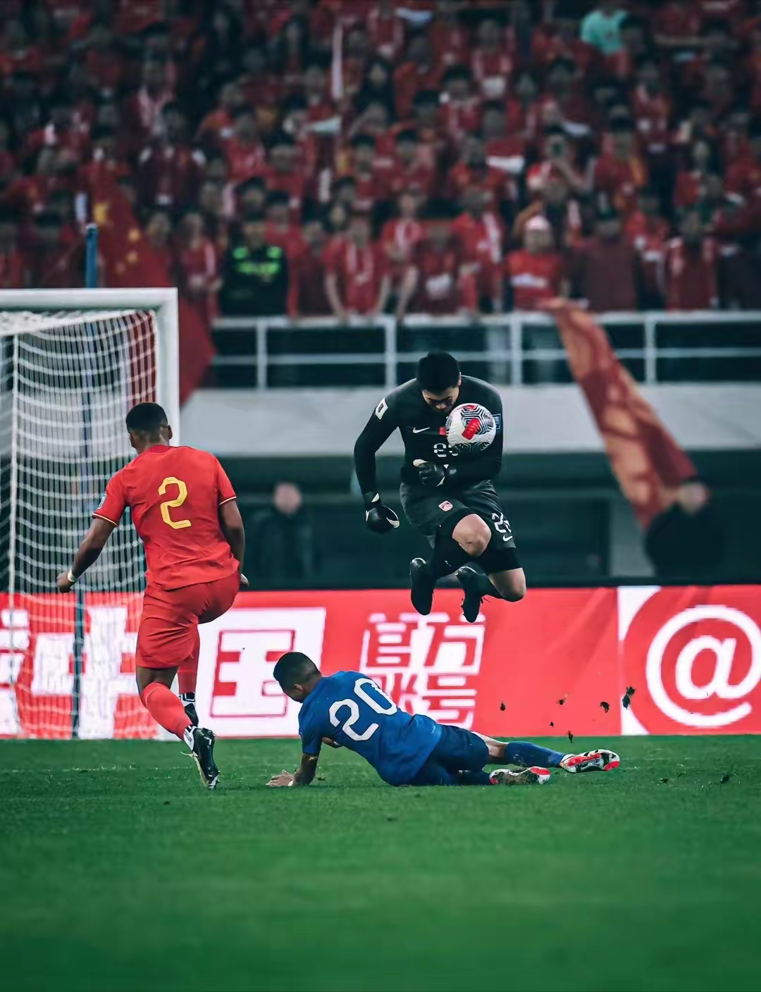 包含鲁能零封泰达，做足防守做到击败的词条