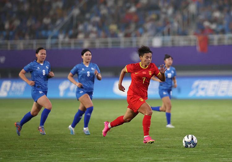 中国女足前场战力强劲,连续比赛破门得分 中国女足前场战力强劲,连续比赛破门得分
