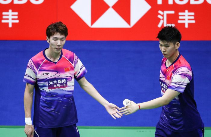 包含丹麦队横扫韩国队，辛杜高光表现的词条