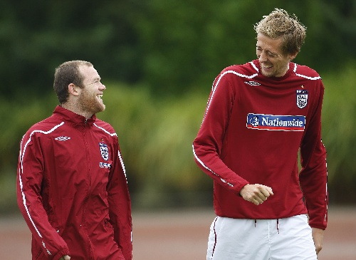 英格兰队完胜韩国队，梁靖崑惊艳四座的简单介绍