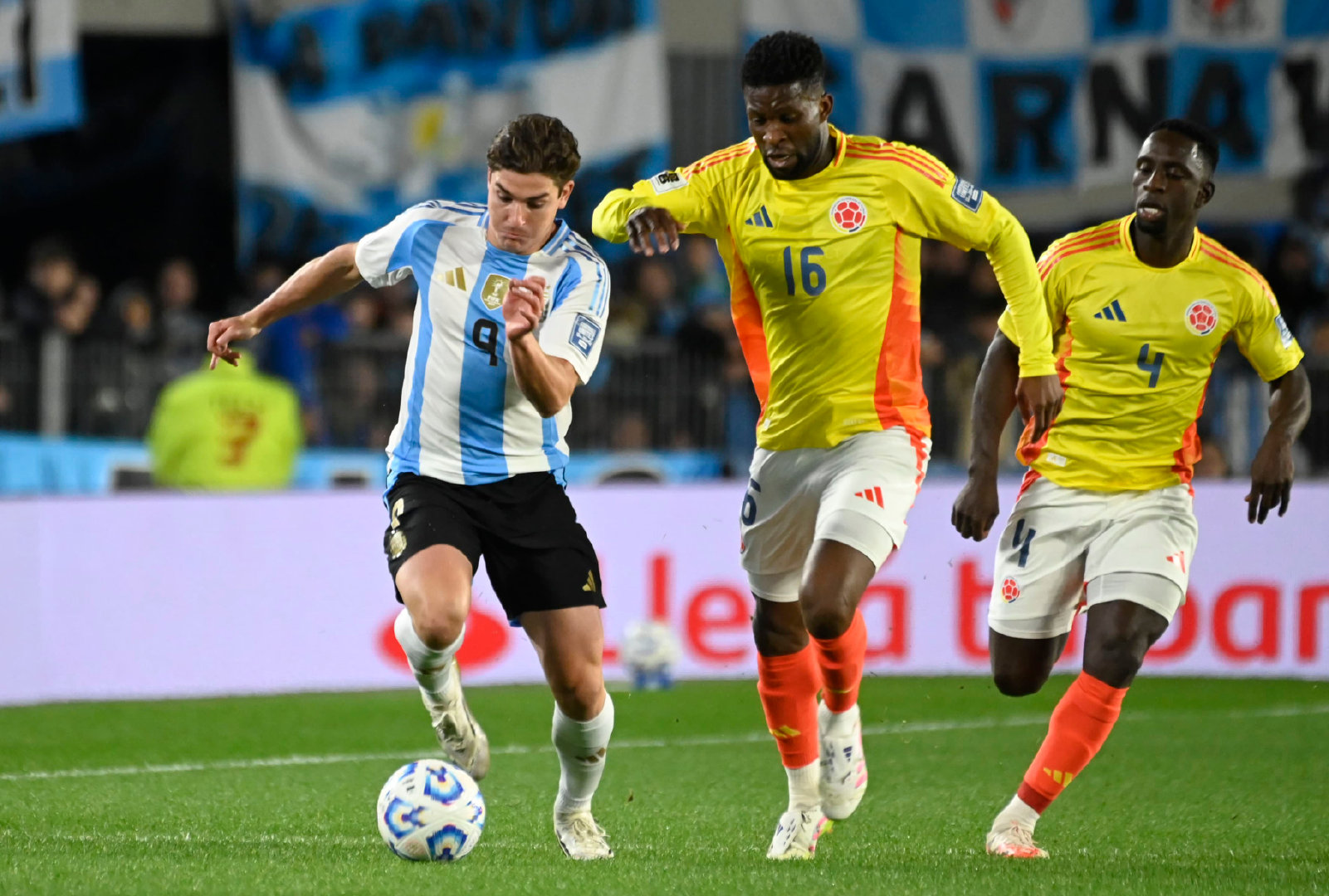 关于阿根廷逆转瑞典,莫德里奇点燃赛场的信息 关于阿根廷逆转瑞典,莫德里奇点燃赛场的信息