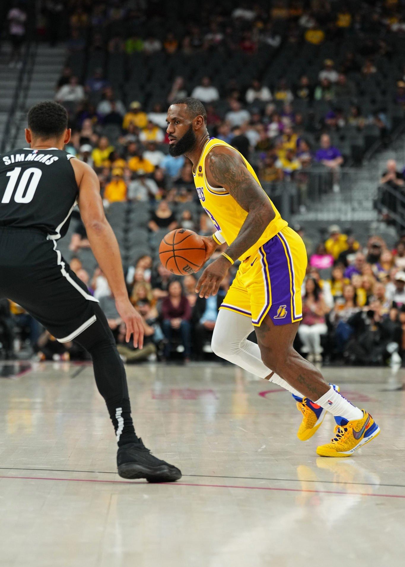 篮网完胜湖人B队,莫里斯关键制胜 篮网完胜湖人B队,莫里斯关键制胜