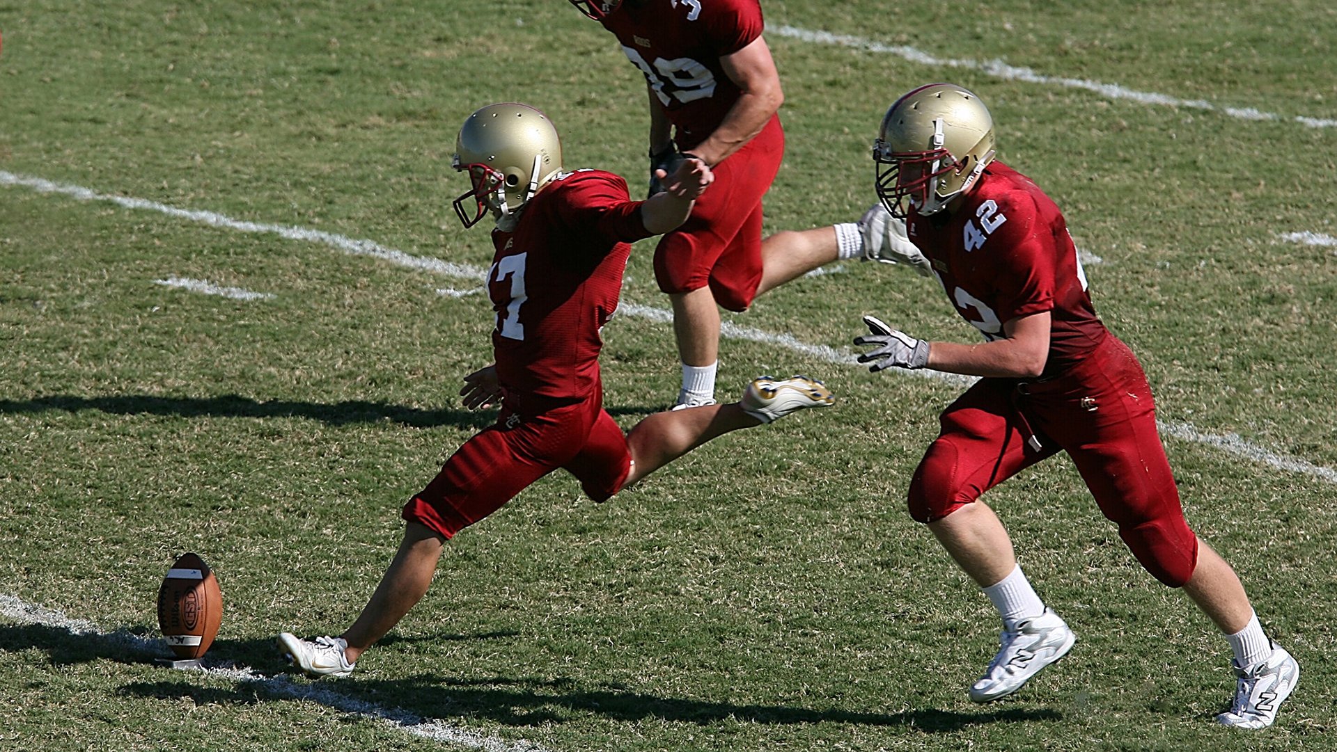 北欧风暴与伊比利亚新王，当丹麦鏖战伊拉克，加维在德比中加冕
