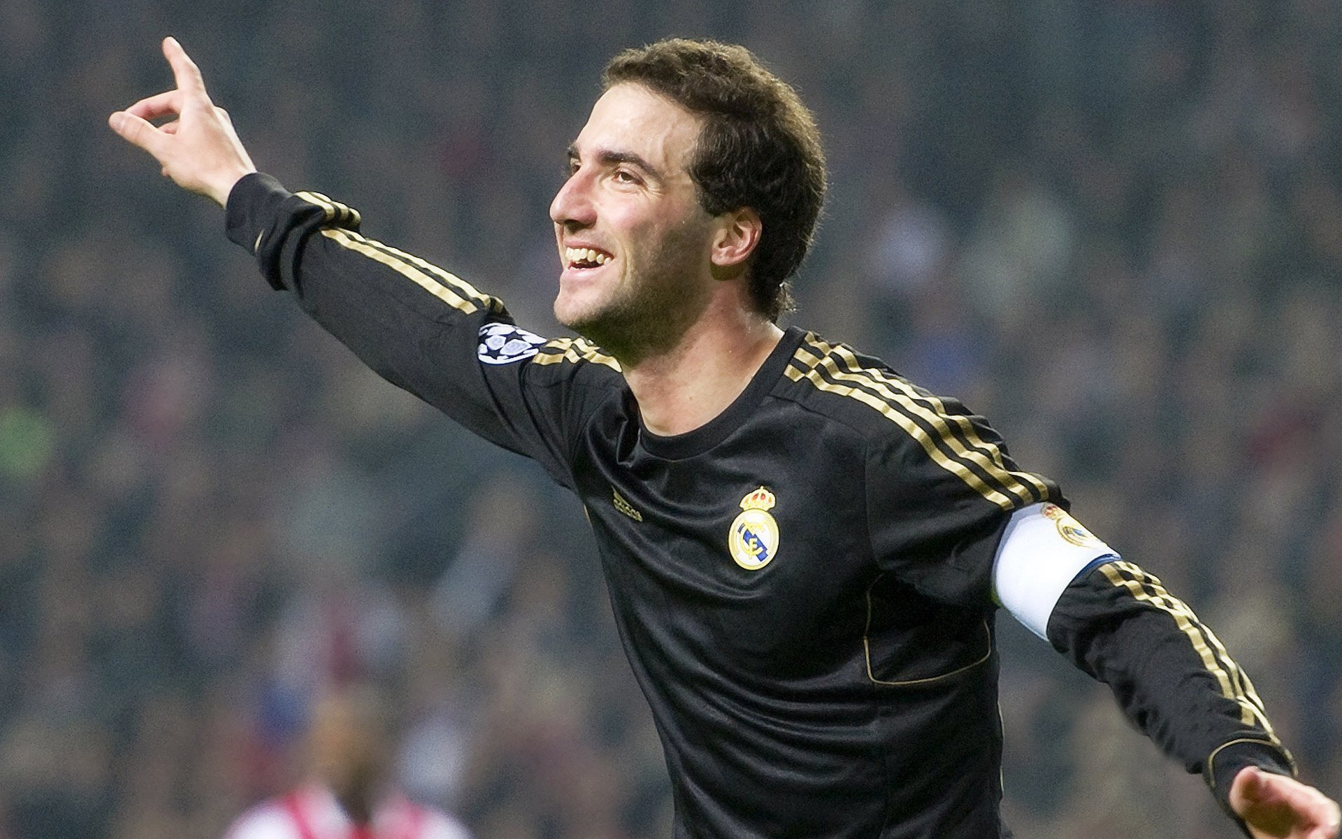 拉文无解火力撕裂防线，魔术爆冷黄蜂展露黑马潜质