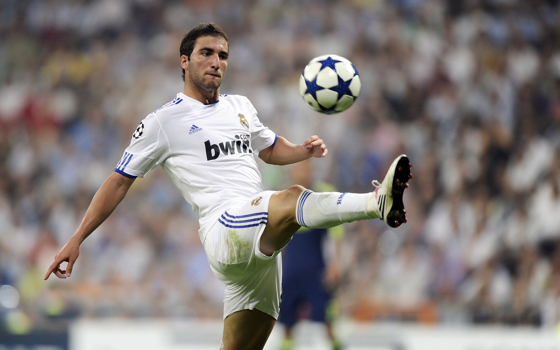 魔术血拼活塞，布伦森成为关键先生，一场逆转背后的领袖价值