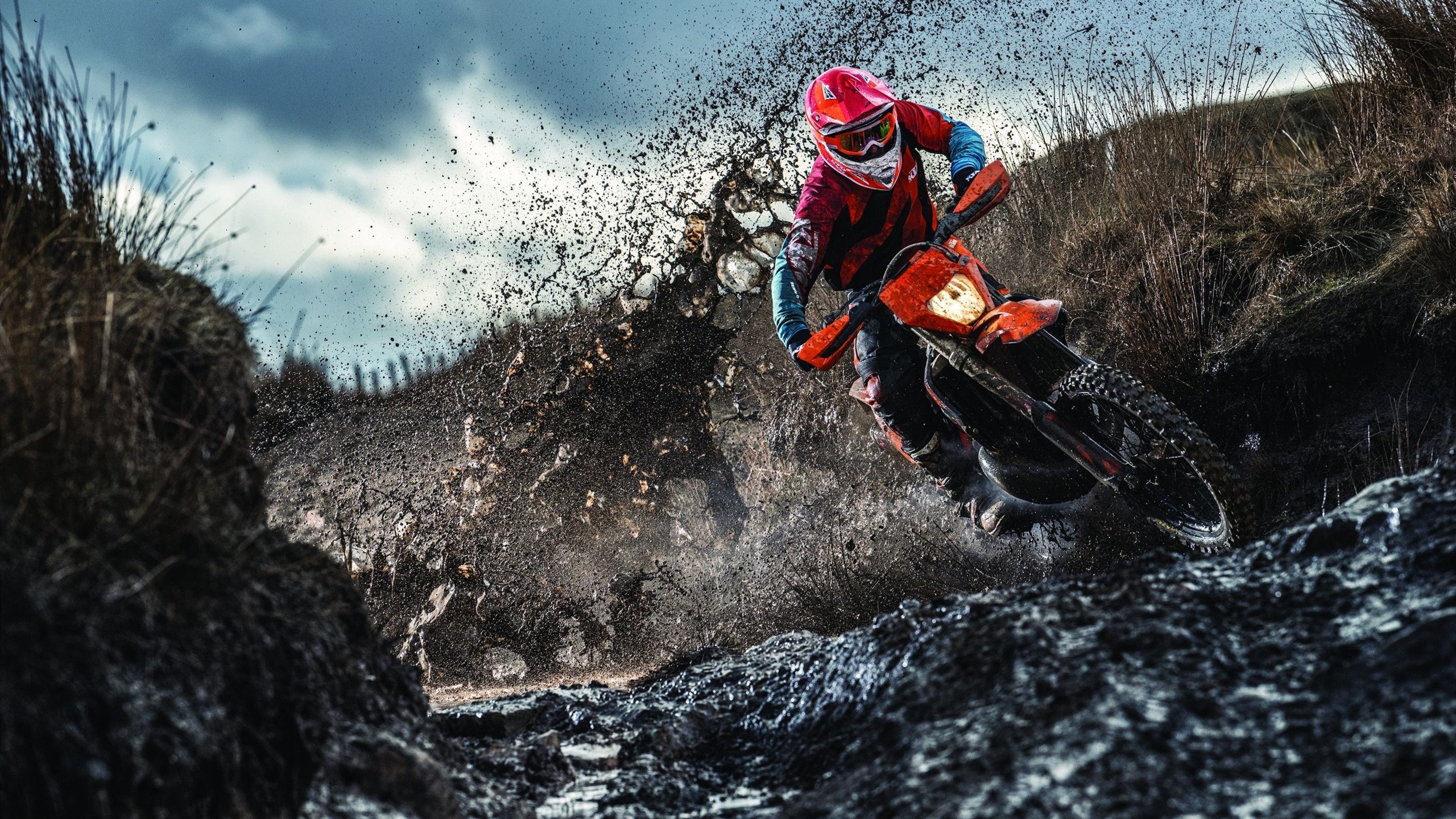 年终总决赛险胜蒙特卡洛大师赛，西西帕斯刷新纪录背后的王者之路