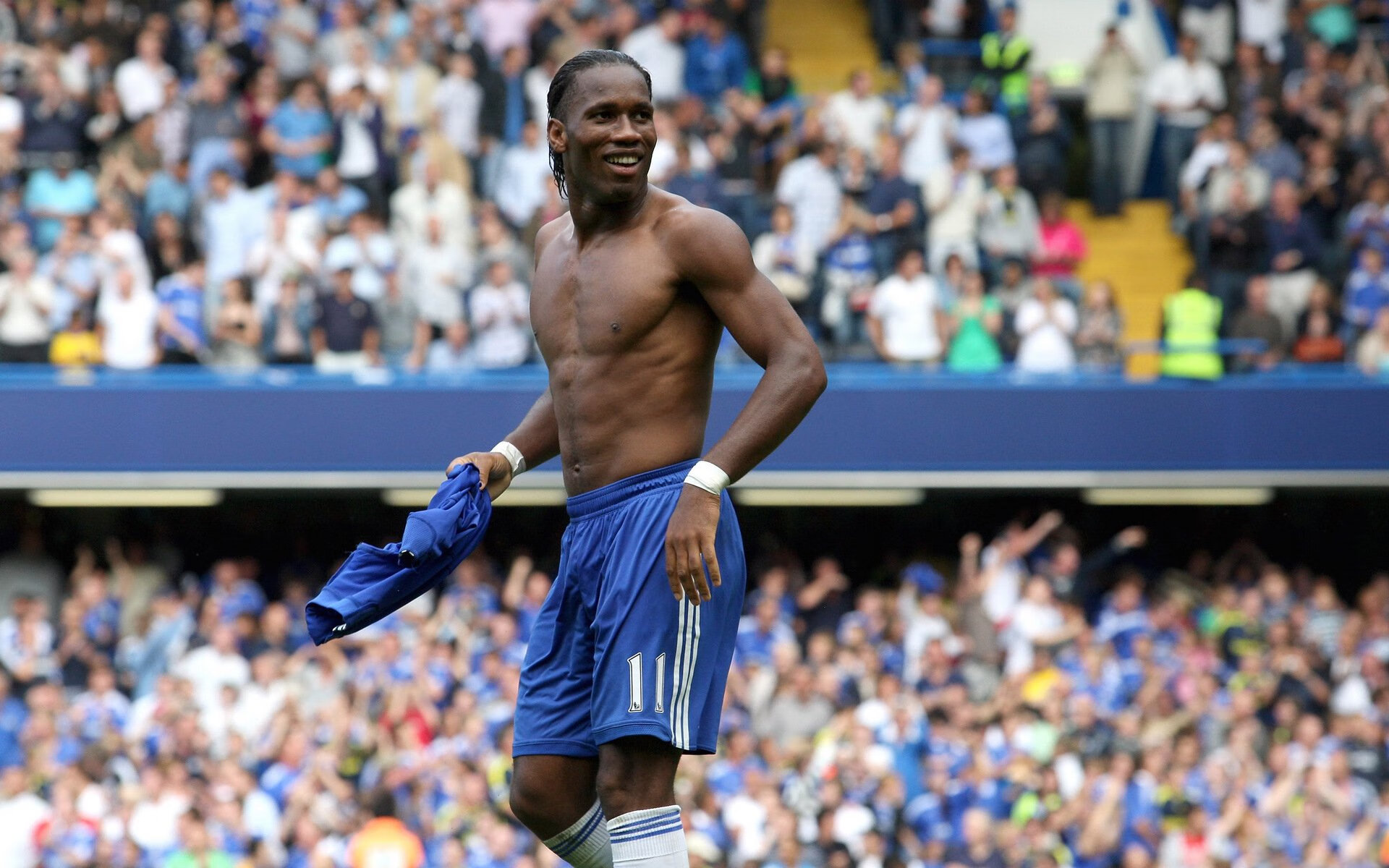 赛道与球场，F1新赛季揭幕战之夜，文班亚马刷新纪录